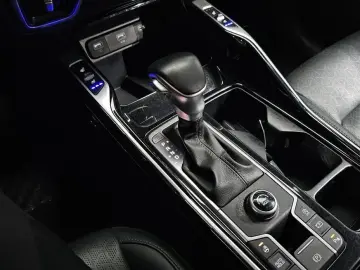 2022 Kia Sorento с пробегом 143 602 км