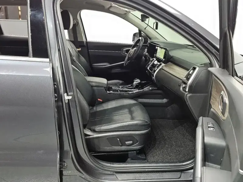 2022 Kia Sorento с пробегом 143 602 км