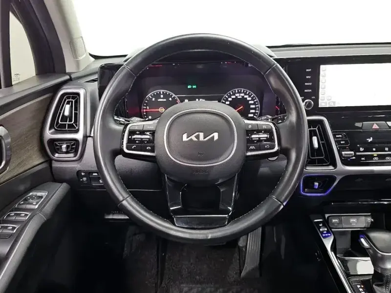 2022 Kia Sorento с пробегом 143 602 км