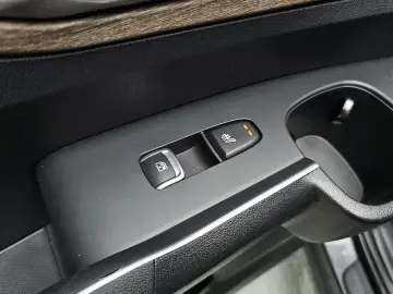 2022 Kia Sorento с пробегом 143 602 км