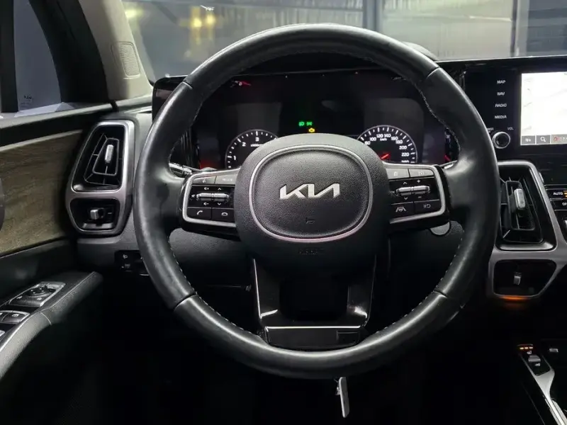 2022 Kia Sorento с пробегом 163 016 км