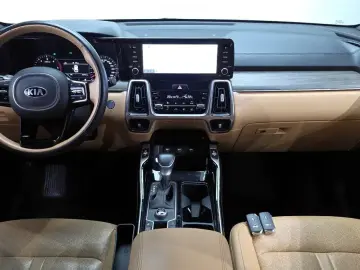 2020 Kia Sorento с пробегом 93 751 км