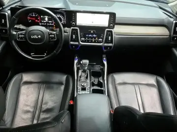 2021 Kia Sorento с пробегом 57 956 км