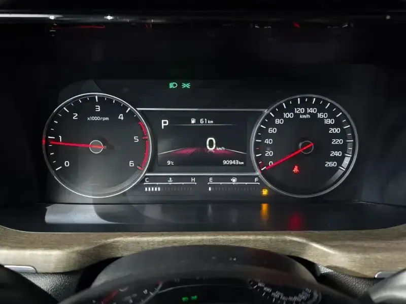 2021 Kia Sorento с пробегом 90 943 км