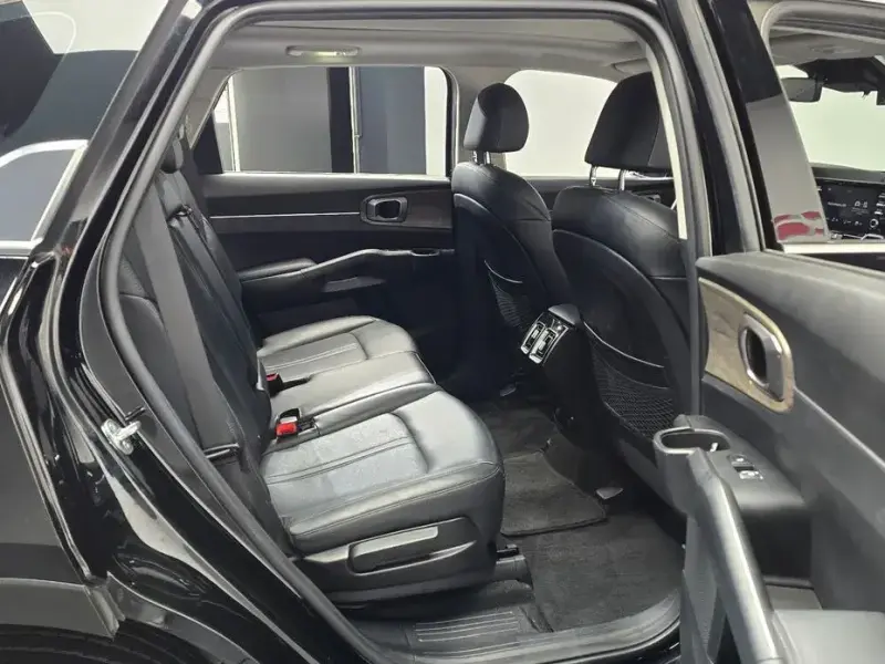 2021 Kia Sorento с пробегом 90 943 км