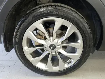 2020 Kia Sorento с пробегом 122 196 км