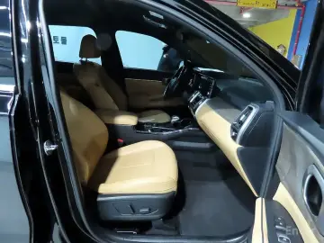 2022 Kia Sorento с пробегом 97 780 км