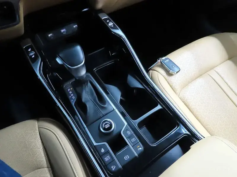 2022 Kia Sorento с пробегом 97 780 км