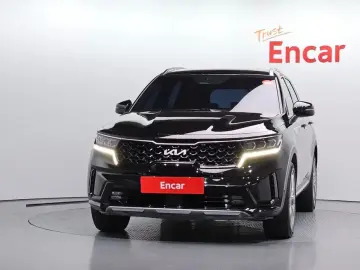 2023 Kia Sorento с пробегом 20 892 км
