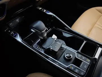 2023 Kia Sorento с пробегом 20 892 км