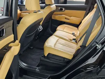 2023 Kia Sorento с пробегом 20 892 км