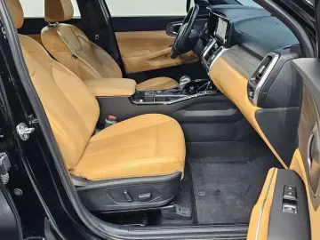 2023 Kia Sorento с пробегом 20 892 км