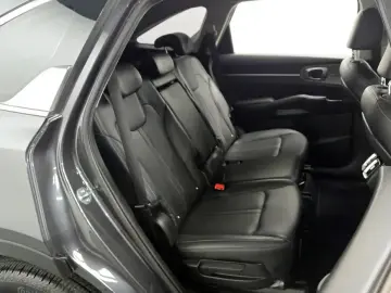 2022 Kia Sorento с пробегом 95 074 км