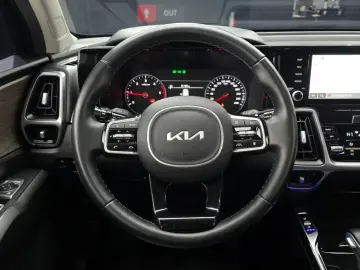 2022 Kia Sorento с пробегом 95 074 км