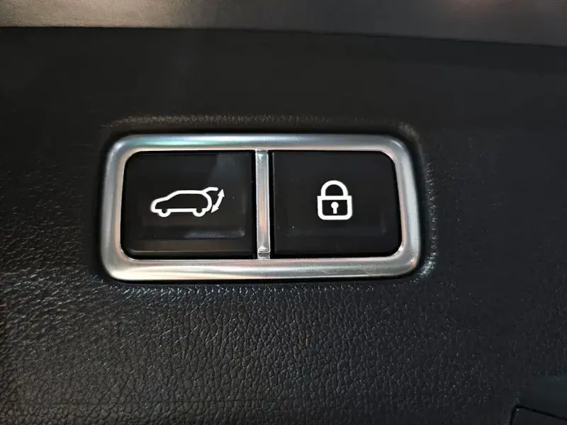 2022 Kia Sorento с пробегом 95 074 км