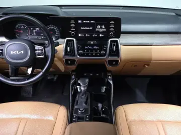2022 Kia Sorento с пробегом 70 205 км