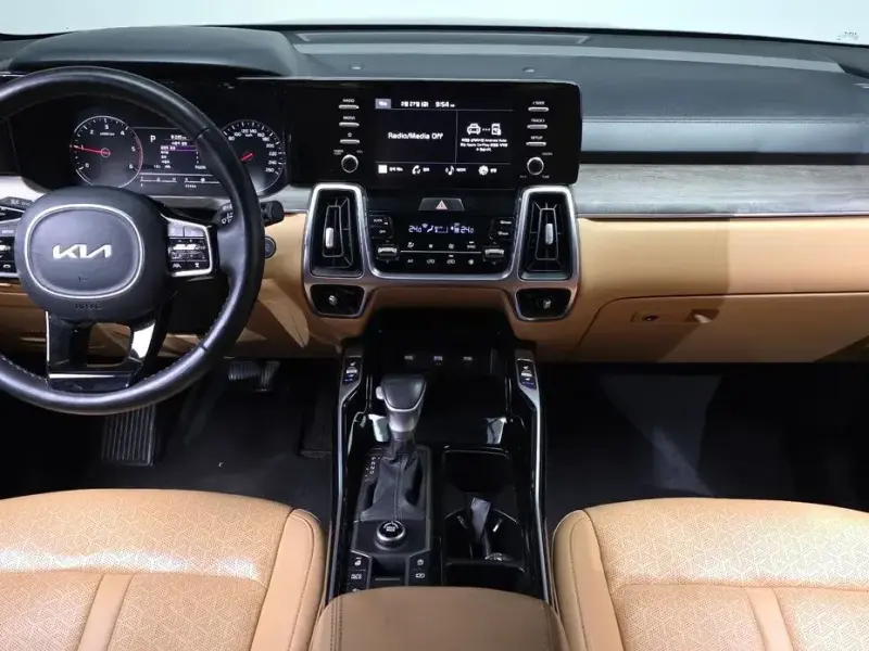 2022 Kia Sorento с пробегом 70 205 км