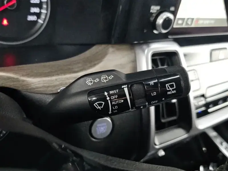 2022 Kia Sorento с пробегом 80 405 км