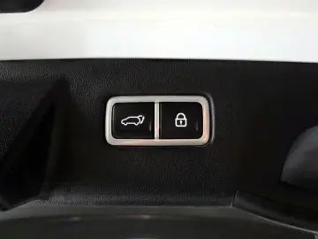 2022 Kia Sorento с пробегом 75 003 км