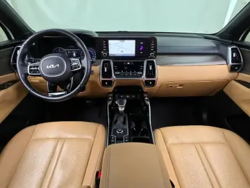 2022 Kia Sorento с пробегом 52 158 км