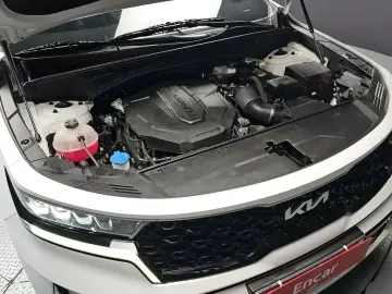 2023 Kia Sorento с пробегом 209 761 км