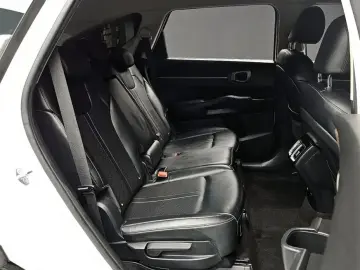 2023 Kia Sorento с пробегом 209 761 км
