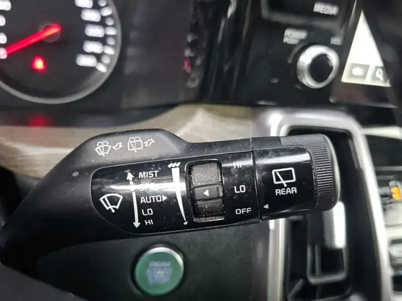 2021 Kia Sorento с пробегом 99 142 км