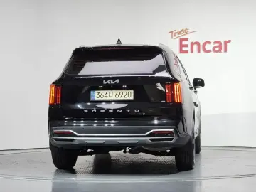 2021 Kia Sorento с пробегом 121 075 км