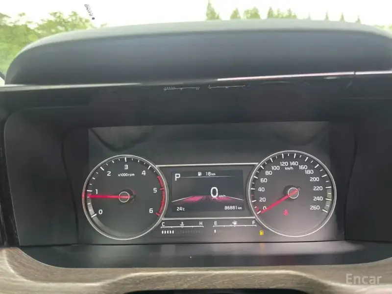 2020 Kia Sorento с пробегом 86 881 км