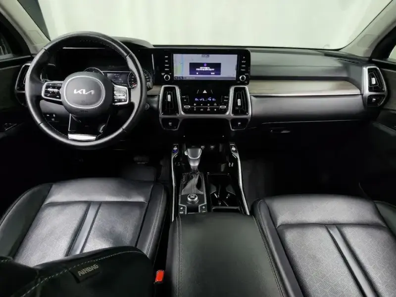 2021 Kia Sorento с пробегом 121 075 км