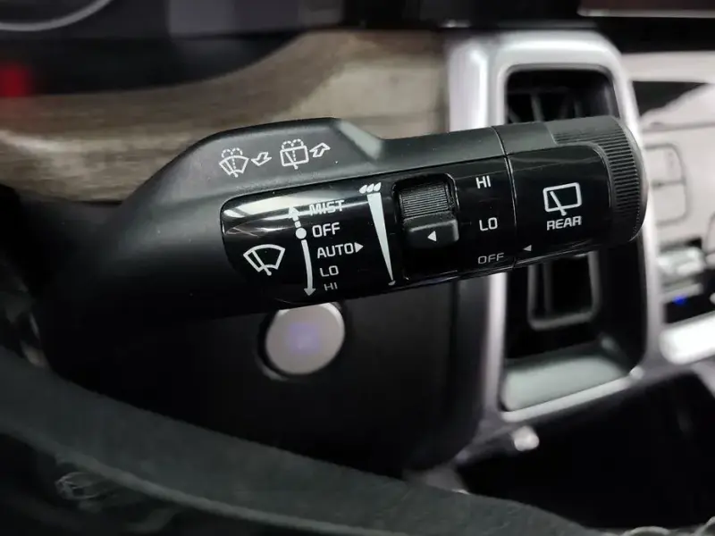 2021 Kia Sorento с пробегом 121 075 км