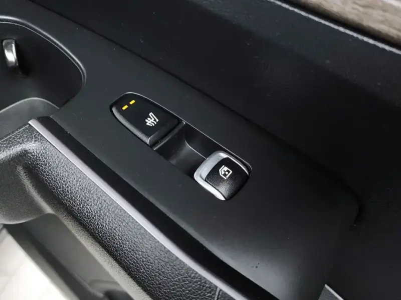 2021 Kia Sorento с пробегом 121 075 км