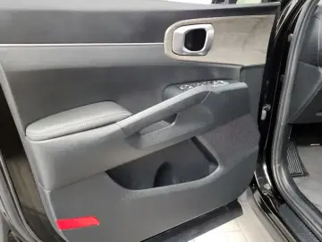 2021 Kia Sorento с пробегом 121 075 км