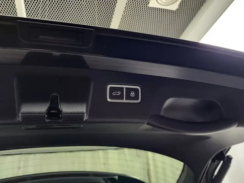 2021 Kia Sorento с пробегом 121 075 км