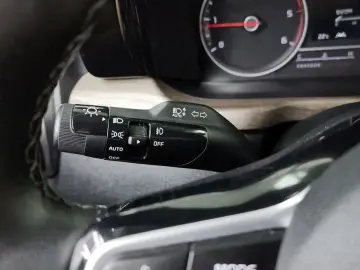 2021 Kia Sorento с пробегом 121 075 км