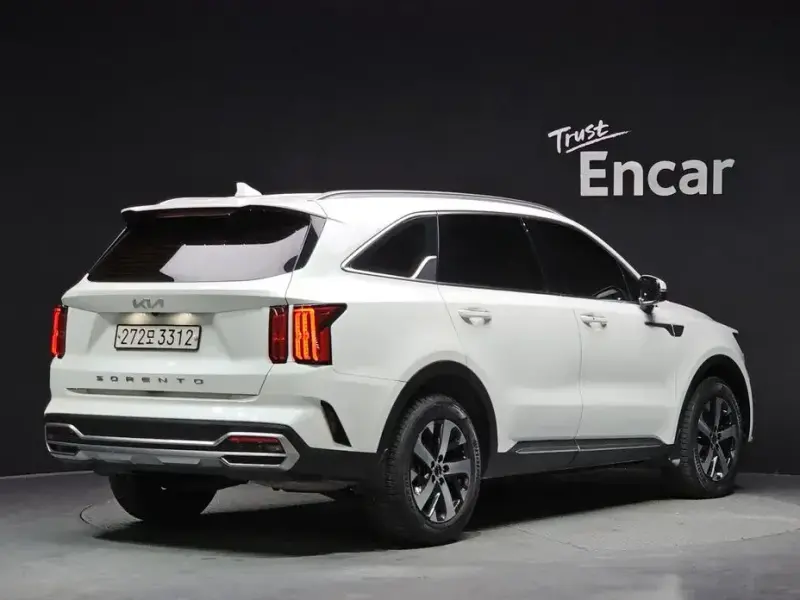 2021 Kia Sorento с пробегом 106 941 км