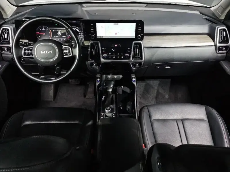 2021 Kia Sorento с пробегом 106 941 км