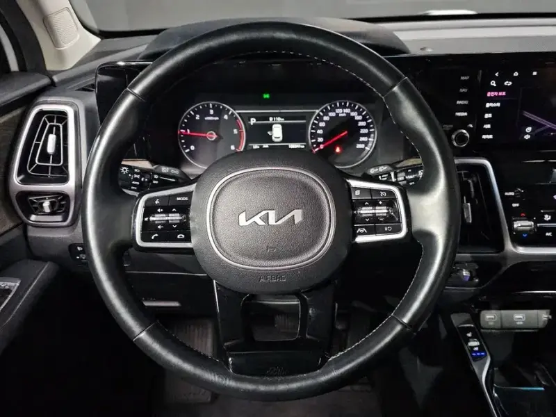 2021 Kia Sorento с пробегом 106 941 км