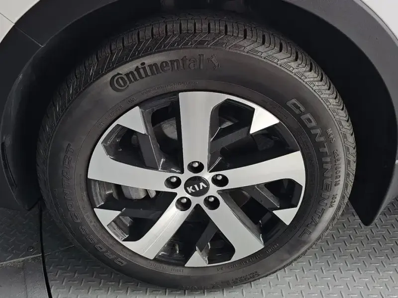 2020 Kia Sorento с пробегом 84 597 км