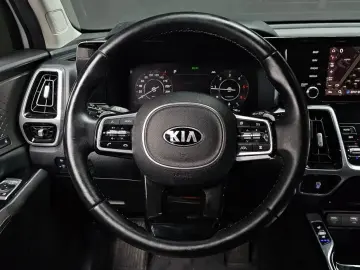 2020 Kia Sorento с пробегом 84 597 км