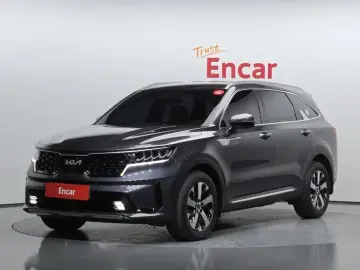 2023 Kia Sorento с пробегом 121 585 км