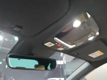 2023 Kia Sorento с пробегом 121 585 км