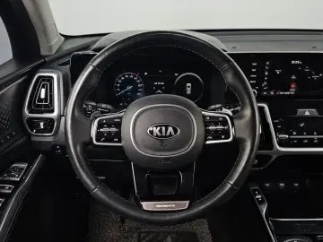 2021 Kia Sorento с пробегом 126 761 км