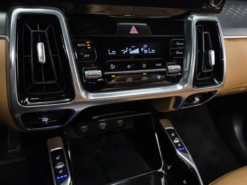 2021 Kia Sorento с пробегом 102 058 км