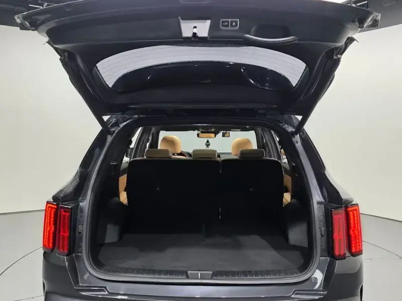 2021 Kia Sorento с пробегом 102 058 км