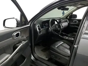 2021 Kia Sorento с пробегом 75 802 км
