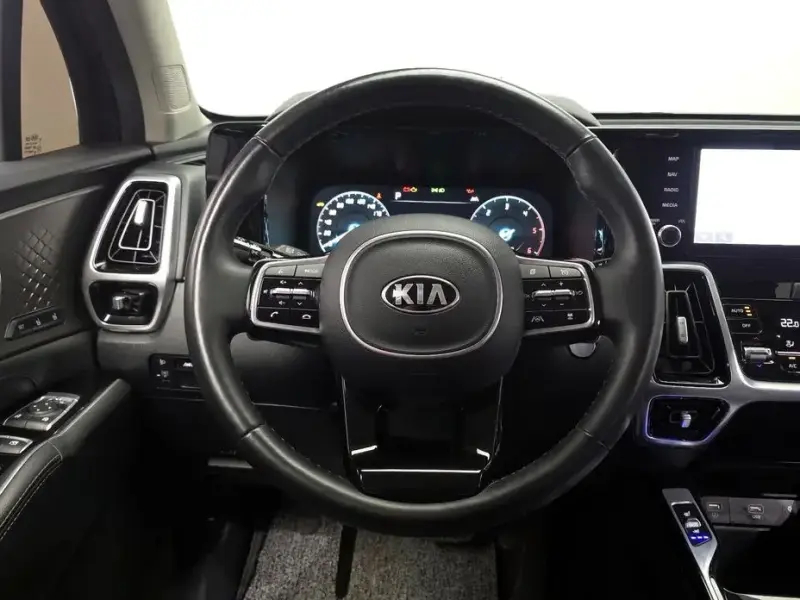 2021 Kia Sorento с пробегом 75 802 км
