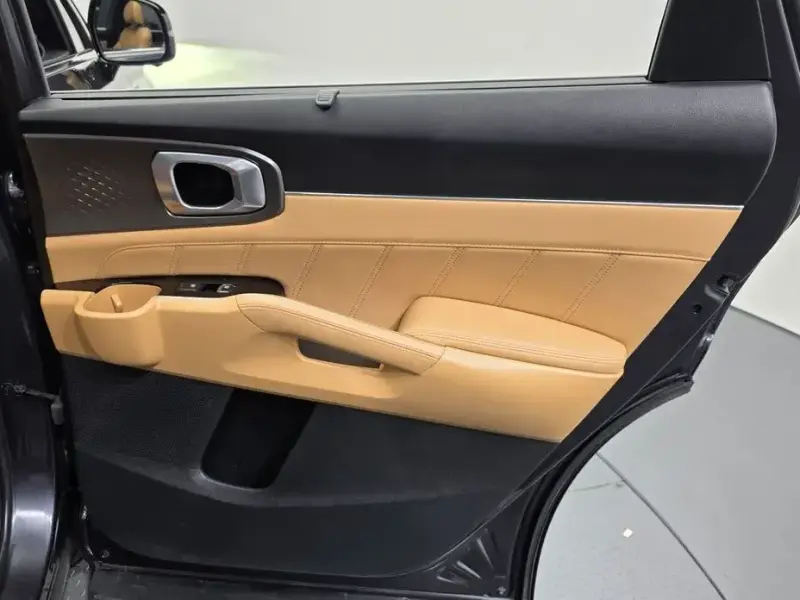 2021 Kia Sorento с пробегом 102 058 км