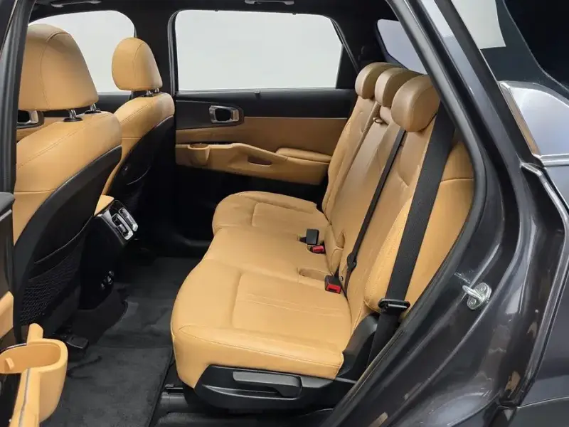 2021 Kia Sorento с пробегом 102 058 км