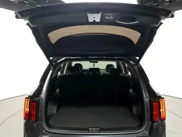 2021 Kia Sorento с пробегом 75 802 км